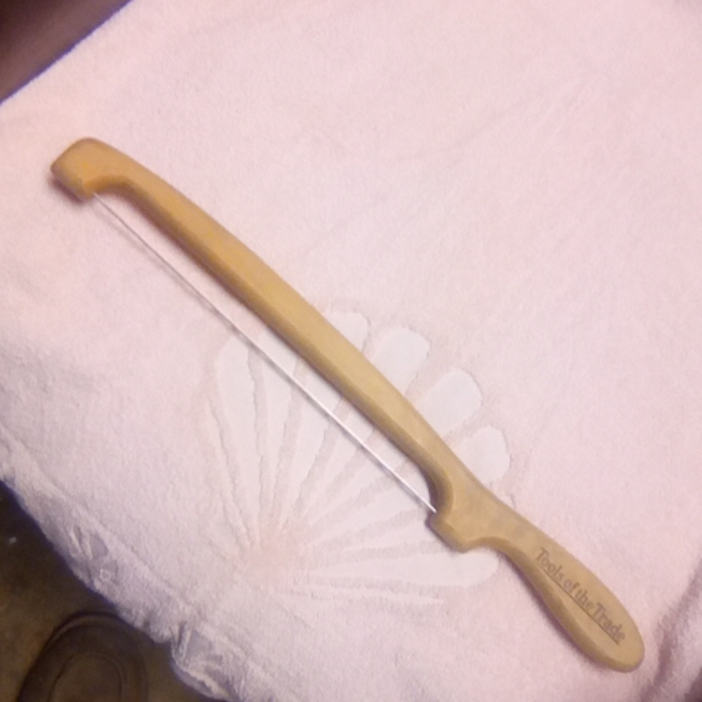Bread knife